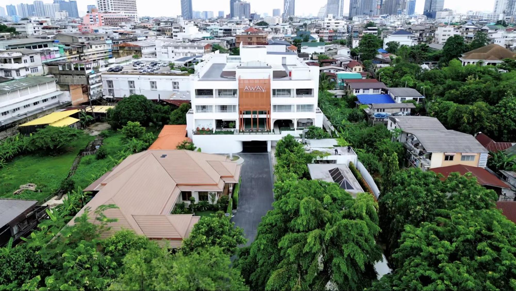 Away Bangkok Riverside Kene Exteriör bild